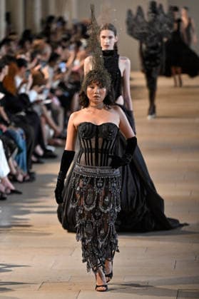 PFW Haute Couture Rahul Mishra Runway JR A model walks the runway at the Rahul Mishra show during Haute Couture Fashion Week in Paris, France, on 6 July 2026. Photo by Julien Reynaud APS-Medias ABACAPRESS.COM Paris France  Copyright: xReynaudxJulien APS-Medias ABACAx