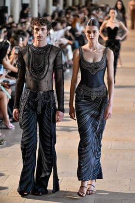 PFW Haute Couture Rahul Mishra Runway JR A model walks the runway at the Rahul Mishra show during Haute Couture Fashion Week in Paris, France, on 6 July 2026. Photo by Julien Reynaud APS-Medias ABACAPRESS.COM Paris France  Copyright: xReynaudxJulien APS-Medias ABACAx