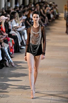 PFW Haute Couture Rahul Mishra Runway JR A model walks the runway at the Rahul Mishra show during Haute Couture Fashion Week in Paris, France, on 6 July 2026. Photo by Julien Reynaud APS-Medias ABACAPRESS.COM Paris France  Copyright: xReynaudxJulien APS-Medias ABACAx
