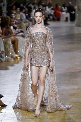 PFW Haute Couture Tony Ward Runway JR A model walks the runway at the Tony Ward show during Haute Couture Fashion Week in Paris, France, on 6 July 2026. Photo by Julien Reynaud APS-Medias ABACAPRESS.COM Paris France  Copyright: xReynaudxJulien APS-Medias ABACAx