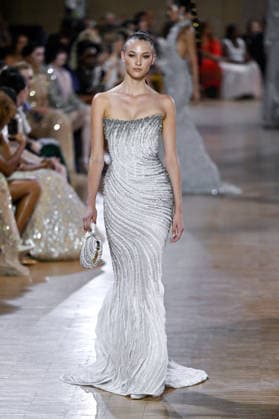 PFW Haute Couture Tony Ward Runway JR A model walks the runway at the Tony Ward show during Haute Couture Fashion Week in Paris, France, on 6 July 2026. Photo by Julien Reynaud APS-Medias ABACAPRESS.COM Paris France  Copyright: xReynaudxJulien APS-Medias ABACAx