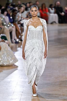 PFW Haute Couture Tony Ward Runway JR A model walks the runway at the Tony Ward show during Haute Couture Fashion Week in Paris, France, on 6 July 2026. Photo by Julien Reynaud APS-Medias ABACAPRESS.COM Paris France  Copyright: xReynaudxJulien APS-Medias ABACAx