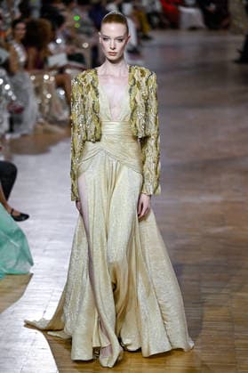 PFW Haute Couture Tony Ward Runway JR A model walks the runway at the Tony Ward show during Haute Couture Fashion Week in Paris, France, on 6 July 2026. Photo by Julien Reynaud APS-Medias ABACAPRESS.COM Paris France  Copyright: xReynaudxJulien APS-Medias ABACAx