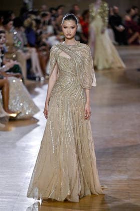 PFW Haute Couture Tony Ward Runway JR A model walks the runway at the Tony Ward show during Haute Couture Fashion Week in Paris, France, on 6 July 2026. Photo by Julien Reynaud APS-Medias ABACAPRESS.COM Paris France  Copyright: xReynaudxJulien APS-Medias ABACAx