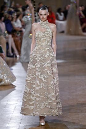 PFW Haute Couture Tony Ward Runway JR A model walks the runway at the Tony Ward show during Haute Couture Fashion Week in Paris, France, on 6 July 2026. Photo by Julien Reynaud APS-Medias ABACAPRESS.COM Paris France  Copyright: xReynaudxJulien APS-Medias ABACAx