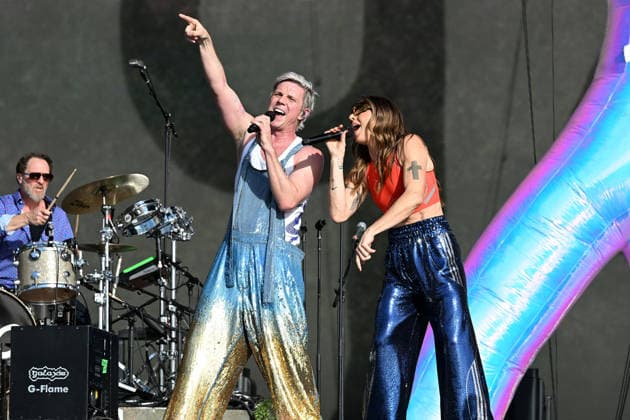 Scissor Sisters performing at British Summertime in London LONDON, ENGLAND - JULY 05: Jake Shears of ™Scissor Sisters™ and Melanie C performing at British Summertime, Hyde Park on July 05, 2026 in London, England. CAP MAR MAR Great Britain UK Copyright: xMartinxHarris CapitalxPicturesx
