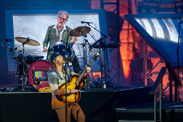 Music Concert - The Lumineers - Automatic World Tour Wesley Keith Schultz of The Lumineers performs on stage for they Automatic World Tour 2026 at Arena di Verona, on July 6, 2026, Verona, Italy. Verona Arena di Verona Italy Copyright: xRobertoxTommasinix xLiveMediax LPM_2555530