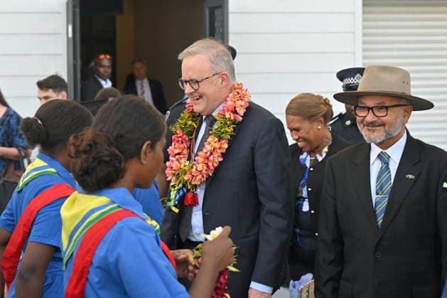 ANTHONY ALBANESE PACIFIC ISLANDS VISIT, Australia™s Prime Minister Anthony Albanese and Solomon Islands Prime Minister Matthew Wale receive garlands during Independence Day celebrations at National Stadium in Honiara, Solomon Islands, Tuesday, July 7, 2026. ( NO ARCHIVING HONIARA SOLOMON ISLANDS  Copyright: xMICKxTSIKASx 20260707167254583560