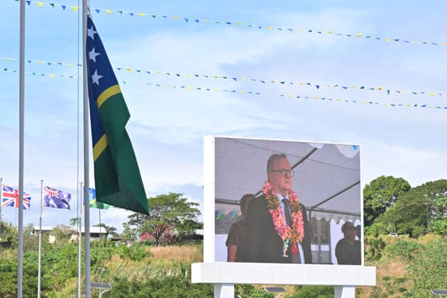 ANTHONY ALBANESE PACIFIC ISLANDS VISIT, Australia™s Prime Minister Anthony Albanese is seen on a screen during Independence Day celebrations at National Stadium in Honiara, Solomon Islands, Tuesday, July 7, 2026. ( NO ARCHIVING HONIARA SOLOMON ISLANDS  Copyright: xMICKxTSIKASx 20260707136452124116
