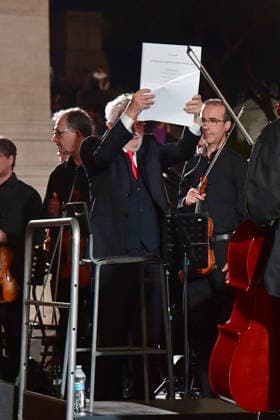 IPA86455804 - Rome, Piazza del Campidoglio: Nicola Piovani’s Tribute Concert to Ennio Morricone. Pictured: Nicola Piovani and Giuseppe Tornatore  Copyright: xVincenzoxLandix xVincenzoxLandix 86455804