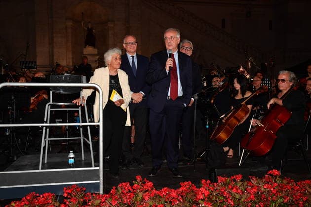 IPA86455780 - Rome, Piazza del Campidoglio: Nicola Piovani’s Tribute Concert to Ennio Morricone. Pictured: Maria Travia, Federico Mollicone, Walter Veltroni, Roberto Gualtieri  Copyright: xVincenzoxLandix xVincenzoxLandix 86455780