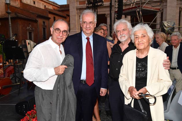 IPA86455600 - Rome, Piazza del Campidoglio: Nicola Piovani™s Tribute Concert to Ennio Morricone. Pictured: Walter Veltroni, Maria Travia, Giuseppe Tornatore, Luigi Lanzillotta  Copyright: xVincenzoxLandix xVincenzoxLandix 86455600
