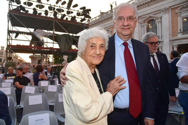 IPA86455670 - Rome, Piazza del Campidoglio: Nicola Piovani’s Tribute Concert to Ennio Morricone. Pictured: Walter Veltroni and Maria Travia  Copyright: xVincenzoxLandix xVincenzoxLandix 86455670