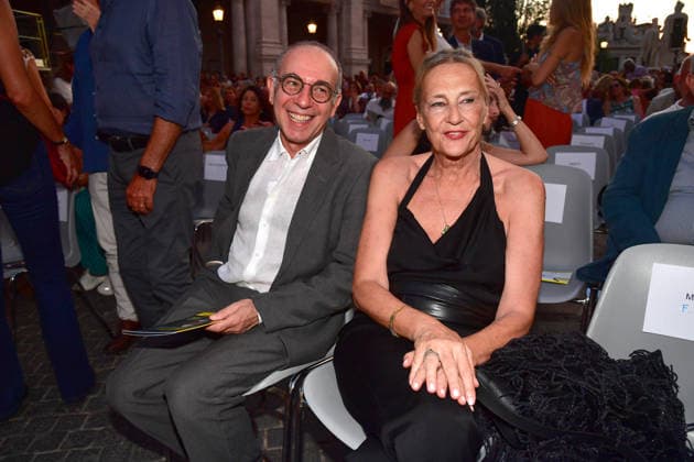 IPA86455698 - Rome, Piazza del Campidoglio: Nicola Piovani’s Tribute Concert to Ennio Morricone. Pictured: Giuseppe Tornatore and Roberta Pacetti  Copyright: xVincenzoxLandix xVincenzoxLandix 86455698