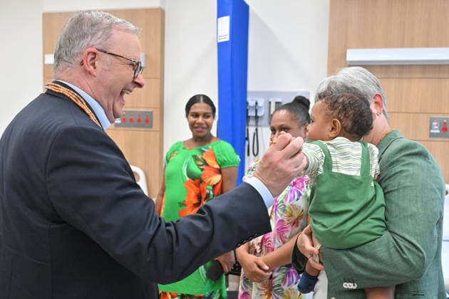 ANTHONY ALBANESE PACIFIC ISLANDS VISIT, Australia™s Prime Minister Anthony Albanese speaks to mothers and their babies at the newly built Naha Birthing and Urban Health Centre in Honiara, Solomon Islands, Tuesday, July 7, 2026. ( NO ARCHIVING HONIARA SOLOMON ISLANDS  Copyright: xMICKxTSIKASx 20260707125866308839