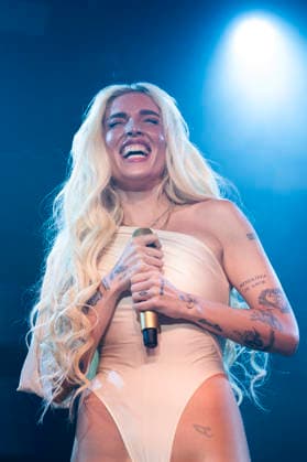 July 6, 2026, Madrid, Spain: Venezuelan-American singer Andrea Elena Mangiamarchi, known as Elena Rose performs during the concert at the La Riviera in Madrid. Madrid Spain - ZUMAs197 20260706_aaa_s197_045 Copyright: xAtilanoxGarciax