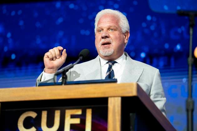 July 6, 2026, National Harbor, Maryland, USA: GLENN BECK, Torch Founder and Host of Ã¢â‚¬oeThe GLENN BECK ProgramÃ¢â‚¬Â, speaking at the 2026 Christians United for Israel (CUFI) Washington Summit at the Gaylord National Resort & Convention Center in National Harbor, Maryland. National Harbor USA  - ZUMAb161 20260706_aap_b161_011 Copyright: xMichaelxBrochsteinx