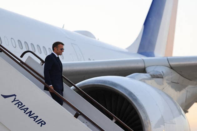 President Macron Arrives For A State Visit To Damascus France s President Emmanuel Macron disembarks from his plane upon arrival at the Damascus International Airport for a state visit, in Damascus on July 6, 2026. French President Emmanuel Macron arrived in Damascus on July 6, 2026 for the first visit by a Western European head of state since Syria s new authorities took power in 2024, an AFP journalist said. Macron, who will depart on July 7, 2026, will advocate for a free, pluralist Syria that respects each of its components and plays a role in moderating Middle East tensions, the French presidency told journalists ahead of his arrival. Photo by Ludovic Marin Pool ABACAPRESS.COM Damascus Syria  Copyright: xMarinxLudovic Pool ABACAx