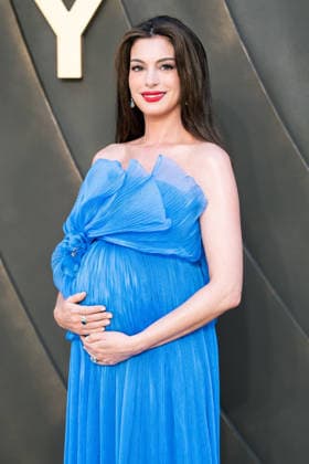 Pregnant Anne Hathaway At The Odyssey Film Premiere - London Pregnant Anne Hathaway attends the world premiere of The Odyssey during the film s London premiere in London, UK on July 6, 2026. Photo by LounisPhotography ABACAPRESS.COM London United Kingdom  Copyright: xLounisPhotography ABACAx