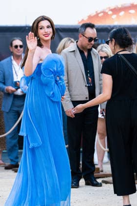 Pregnant Anne Hathaway At The Odyssey Film Premiere - London Pregnant Anne Hathaway attends the world premiere of The Odyssey during the film s London premiere in London, UK on July 6, 2026. Photo by LounisPhotography ABACAPRESS.COM London United Kingdom  Copyright: xLounisPhotography ABACAx