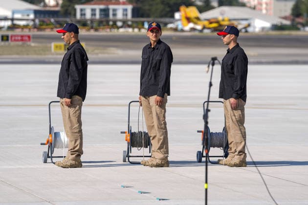 NATO Heads of State and Government Summit in Ankara ANKARA, TURKIYE - JULY 07: Personnel make final preparations for the arrival of heads of state and government at Ankara Airport during the 36th NATO Heads of State and Government Summit in Ankara, Turkiye, on July 07, 2026. Turkiye hosts the two-day summit, bringing together the heads of state and government of NATO s 32 member countries, along with thousands of diplomats, journalists and invited guests. Osmancan Gurdogan Anadolu Ankara Turkey. Editorial use only. Please get in touch for any other usage.  Copyright: x2026xAnadoluxOsmancanxGurdoganx