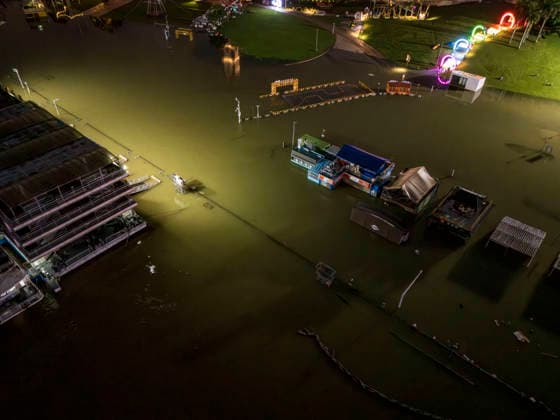 China Guangxi Flooding A riverside park is seen inundated by the surging flood brought by Typhoon Maysak in Nanning, Guangxi Zhuang Autonomous Region, southern China, on Monday, July 6, 2026., Credit:HU YAN Utuku Feature China Avalon CHINA, GUANGXI, NANNING  Copyright: xHUxYANx xUtuku FeaturexChinax xAvalonx 1114881641