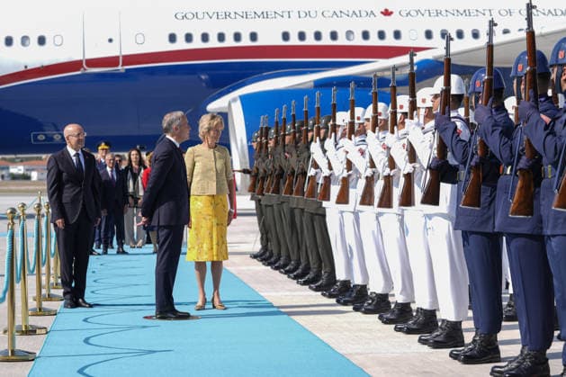 NATO Heads of State and Government Summit in Ankara ANKARA, TURKIYE - JULY 07: Canadian Prime Minister Mark Carney and his wife, Diana Fox Carney, arrive at Ankara Airport to attend the 36th NATO Heads of State and Government Summit in Ankara, Turkiye, on July 07, 2026. Osmancan Gurdogan Anadolu Ankara Turkey. Editorial use only. Please get in touch for any other usage.  Copyright: x2026xAnadoluxOsmancanxGurdoganx