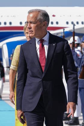 NATO Heads of State and Government Summit in Ankara ANKARA, TURKIYE - JULY 07: Canadian Prime Minister Mark Carney and his wife, Diana Fox Carney, arrive at Ankara Airport to attend the 36th NATO Heads of State and Government Summit in Ankara, Turkiye, on July 07, 2026. Osmancan Gurdogan Anadolu Ankara Turkey. Editorial use only. Please get in touch for any other usage.  Copyright: x2026xAnadoluxOsmancanxGurdoganx