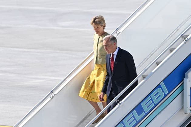 NATO Heads of State and Government Summit in Ankara ANKARA, TURKIYE - JULY 07: Canadian Prime Minister Mark Carney and his wife, Diana Fox Carney, arrive at Ankara Airport to attend the 36th NATO Heads of State and Government Summit in Ankara, Turkiye, on July 07, 2026. Abdullah Guclu Anadolu Ankara Turkey. Editorial use only. Please get in touch for any other usage.  Copyright: x2026xAnadoluxAbdullahxGuclux