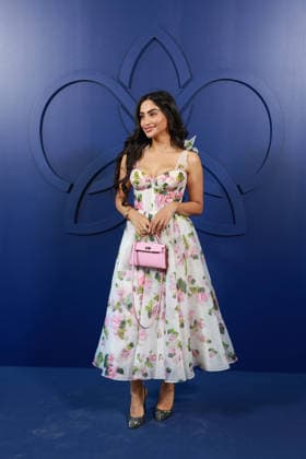 Guest at the Georges Hobeika Fall Winter 2026–2027 Haute Couture Collection fashion show during Paris Fashion Week, July 6, 2026 Florian Lavielle Bestimage Celebrities at the Georges Hobeika Fall Winter 2026–2027 Haute Couture Collection fashion show during Paris Fashion Week on July 6, 2026, Paris, France  Copyright: xFlorianxLaviellex xBestimagexFlorianxLaviellex xBestimagex