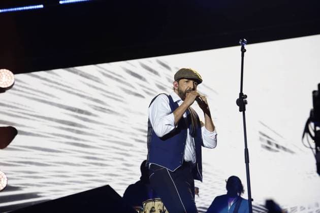 Juan Luis Guerra in concert during the Iconica Santa Lucia Sevilla Fest in Plaza de Espana, Seville, Spain. July 5, 2026 Concierto de Juan Luis Guerra durante el Iconica Santa Lucia Sevilla Fest en la Plaza de Espala de Sevilla, Espana. 5 de Julio de 2026 66 LS Cordon press Cordon Press 