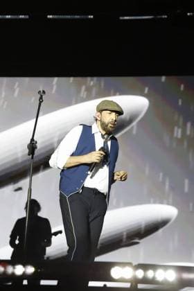 Juan Luis Guerra in concert during the Iconica Santa Lucia Sevilla Fest in Plaza de Espana, Seville, Spain. July 5, 2026 Concierto de Juan Luis Guerra durante el Iconica Santa Lucia Sevilla Fest en la Plaza de Espala de Sevilla, Espana. 5 de Julio de 2026 66 LS Cordon press Cordon Press 