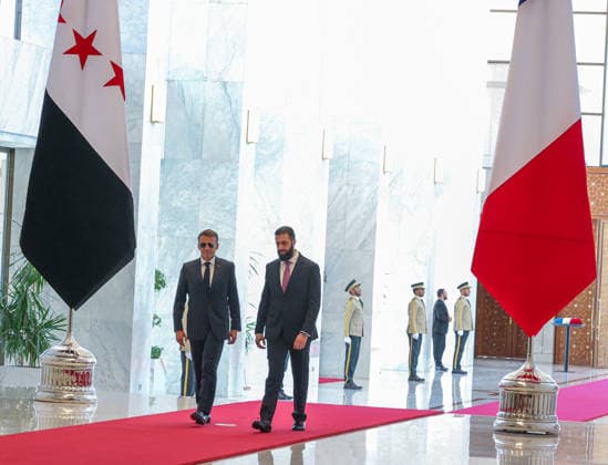 Ahmed al-Sharaa - Emmanuel Macron meeting in Damascus DAMASCUS, SYRIA - JULY 07: French President Emmanuel Macron (L) meets with Syrian President Ahmed al-Sharaa (2nd L) at the People s Palace in Damascus during an official visit in Damascus, Syria on July 07, 2026. Izz Aldien Alqasem Anadolu Damascus Syria. Editorial use only. Please get in touch for any other usage.  Copyright: x2026xAnadoluxIzzxAldienxAlqasemx