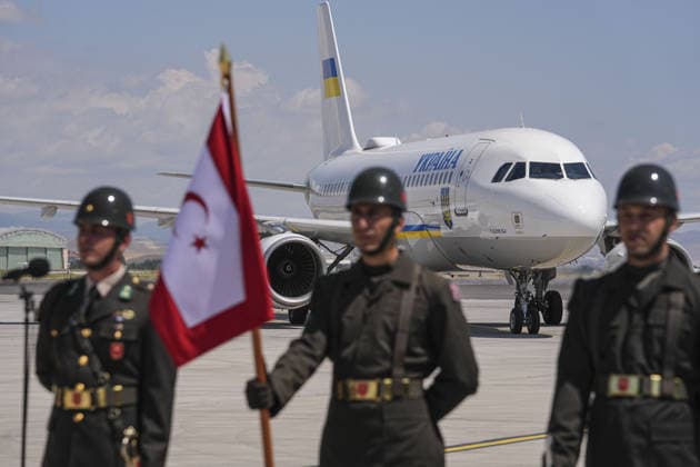 NATO Heads of State and Government Summit in Ankara ANKARA, TURKIYE - JULY 7: Ukrainian President Volodymyr Zelenskyy arrives at Esenboga Airport ahead of the 36th NATO Heads of State and Government Summit in Ankara, Turkiye, on July 7, 2026. Metin Aktas Anadolu Ankara Turkey. Editorial use only. Please get in touch for any other usage.  Copyright: x2026xAnadoluxMetinxAktasx