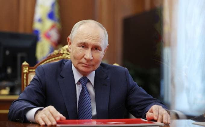 Putin receives Tula governor for regional development meeting in Moscow Russian President Vladimir Putin listens to a report from Tula Region Governor Dmitry Milyayev on social and economic developments in the region during a meeting at the Kremlin in Moscow on July 6, 2026. Russian authorities continue to focus on supporting regional economies amid slowing economic growth. Photo by Russian President official apaimages Russia Russia Russian Federation 070726_Russia_RPO_00(3) Copyright: xapaimagesxRussianxPresidentxxofficialx xapaimagesx