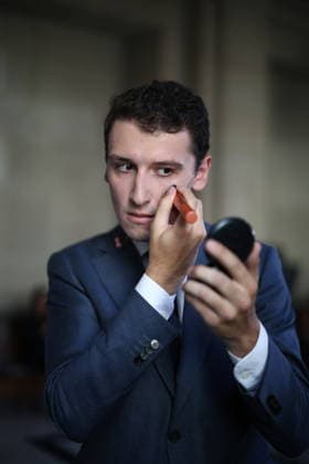 Decision on Appeal Trial of Marine Le Pen and Rn S Officials on Suspicion of Embezzlement of European Public Funds - Paris Matthieu Desmoulins, a TF1 journalist, is preparing at Paris courthouse before the decision on the appeal trial of President of the parliamentary group of the French far-right Rassemblement National (RN) party, Marine Le Pen and officials of French far-right Rassemblement National (RN) party on suspicion of embezzlement of European public funds, in Paris on July 7, 2026. The appeal comes after a court last year barred Le Pen from running for office for five years over a European Parliament fake-jobs scam involving her and other officials from her National Rally party. Photo by Raphael Lafargue ABACAPRESS.COM Paris Ile-  Copyright: xLafarguexRaphael ABACAx