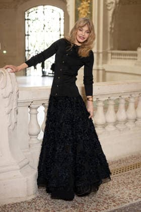 PFW - Chanel Photocall Arielle Dombasle attending the Chanel Haute Couture Fall Winter 2026 2027 show as part of Paris Fashion Week in Paris, France on July 07, 2026. Photo by Laurent Zabulon ABACAPRESS.COM Paris  Copyright: xZabulonxLaurent ABACAx