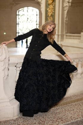 PFW - Chanel Photocall Arielle Dombasle attending the Chanel Haute Couture Fall Winter 2026 2027 show as part of Paris Fashion Week in Paris, France on July 07, 2026. Photo by Laurent Zabulon ABACAPRESS.COM Paris  Copyright: xZabulonxLaurent ABACAx