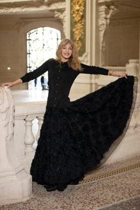 PFW - Chanel Photocall Arielle Dombasle attending the Chanel Haute Couture Fall Winter 2026 2027 show as part of Paris Fashion Week in Paris, France on July 07, 2026. Photo by Laurent Zabulon ABACAPRESS.COM Paris  Copyright: xZabulonxLaurent ABACAx