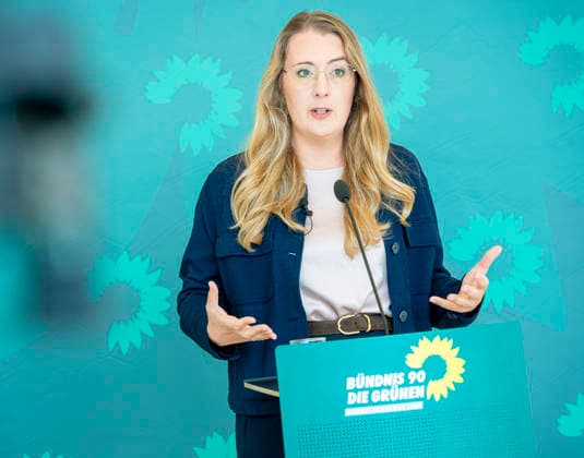 Katharina Dröge EUR, Deutschland, Berlin, 07.07.2026: Pressestatement von Katharina Dröge Vorsitzende der Bundestagsfraktion B90 Die Grünen vor der Fraktionssitzung im Deutschen Bundestag. *** Katharina Dröge EUR, Germany, Berlin, July 7, 2026 Press statement by Katharina Dröge, Chair of the B90 The Greens parliamentary group in the German Bundestag, prior to the parliamentary group meeting in the German Bundestag