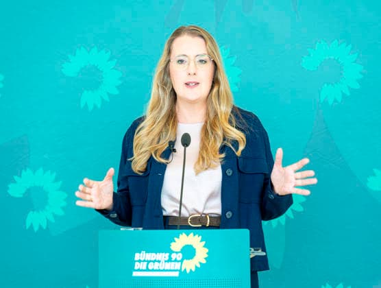 Katharina Dröge EUR, Deutschland, Berlin, 07.07.2026: Pressestatement von Katharina Dröge Vorsitzende der Bundestagsfraktion B90 Die Grünen vor der Fraktionssitzung im Deutschen Bundestag. *** Katharina Dröge EUR, Germany, Berlin, July 7, 2026 Press statement by Katharina Dröge, Chair of the B90 The Greens parliamentary group in the German Bundestag, prior to the parliamentary group meeting in the German Bundestag