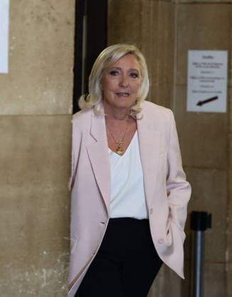 RECORD DATE NOT STATED Marine Le Pen Appeal Trial Decision - Paris Marine Le Pen arriving at Paris courthouse before the decision on the appeal trial of President of the parliamentary group of the French far-right Rassemblement National (RN) party, Marine Le Pen and officials of French far-right Rassemblement National (RN) party on suspicion of embezzlement of European public funds, in Paris on July 7, 2026. The appeal comes after a court last year barred Le Pen from running for office for five years over a European Parliament fake-jobs scam involving her and other officials from her National Rally party. Photo by Raphael Lagargue ABACAPRESS.COM Paris France  Copyright: xLafarguexRaphael ABACAx