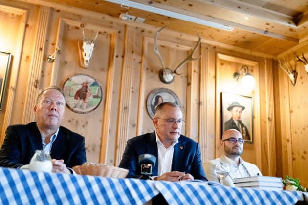 Stocker Verlag, Handwerk - Meister - Politik Berlin, AfD, Tino Chrupalla, Buchpräsentation, Leopold Stocker Verlag, Handwerk - Meister - Politik , Tino Chrupalla, Max Otte Berlin Berlin GER *** Stocker Verlag, Crafts, Master Craftsmen, Politics, Berlin, AfD, Tino Chrupalla, Book Presentation, Leopold Stocker Verlag, Crafts, Master Craftsmen, Politics, Tino Chrupalla, Max Otte, Berlin, Berlin, GER