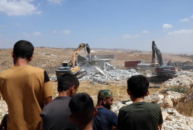 Israeli authorities demolish homes in Yatta south of Hebron Palestinians inspect demolished homes after Israeli authorities carried out demolition operations in the Yatta area, south of Hebron, in the occupied West Bank, on July 7, 2026. According to local sources, several homes were demolished on the grounds of lacking building permits, leaving a number of families displaced and causing damage to property. Photo by Mamoun Wazwaz apaimages Hebron West Bank Palestinian Territory 070726_Hebron_MW_00(22) Copyright: xapaimagesxMamounxWazwazx xapaimagesx