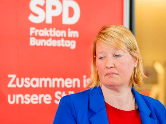 Wiebke Esdar EUR, Deutschland, Berlin: 07.07.2026: Pressestatement vor der Fraktionssitzung mit Wiebke Esdar (SPD) -Haushaltsexpertin der SPD. *** Wiebke Esdar, EUR, Germany, Berlin, July 7, 2026 Press statement ahead of the caucus meeting with Wiebke Esdar, SPD budget expert