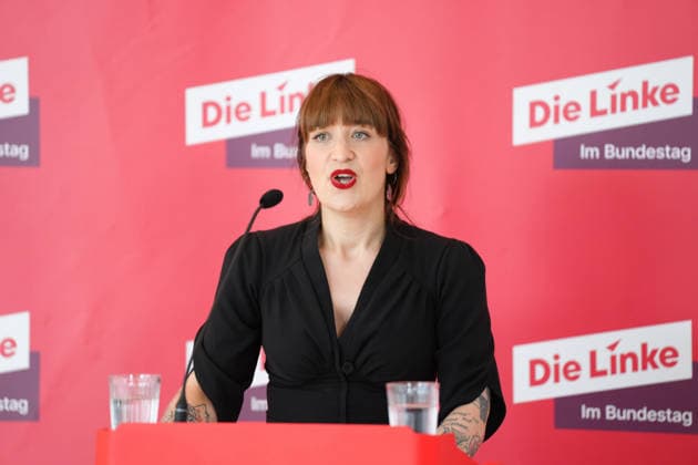 Pressekonferenz der LINKE vor der Fraktionssitzung im Bundestag Heidi Reichinnek bei der Pressekonferenz im Vorfeld der Fraktionssitzung im Bundestag, Berlin, 07.07.2026 Berlin Berlin Deutschland *** Press conference held by The Left ahead of the parliamentary group meeting in the Bundestag Heidi Reichinnek at the press conference ahead of the parliamentary group meeting in the Bundestag, Berlin, July 7, 2026 Berlin Berlin Germany