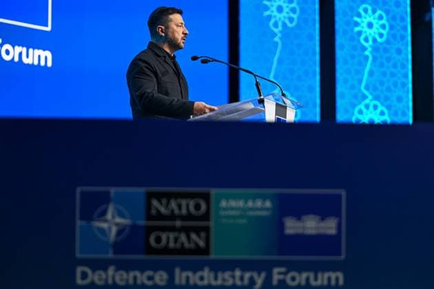 Defense Industry Forum held during NATO Summit in Ankara ANKARA, TURKIYE - JULY 7: Ukrainian President Volodymyr Zelenskyy delivers a speech at a podium during the Defense Industry Forum held within the 36th NATO Heads of State and Government Summit in Ankara, Turkiye, on July 7, 2026. Ismail Aslandag Anadolu Ankara Turkey. Editorial use only. Please get in touch for any other usage.  Copyright: x2026xAnadoluxIsmailxAslandagx