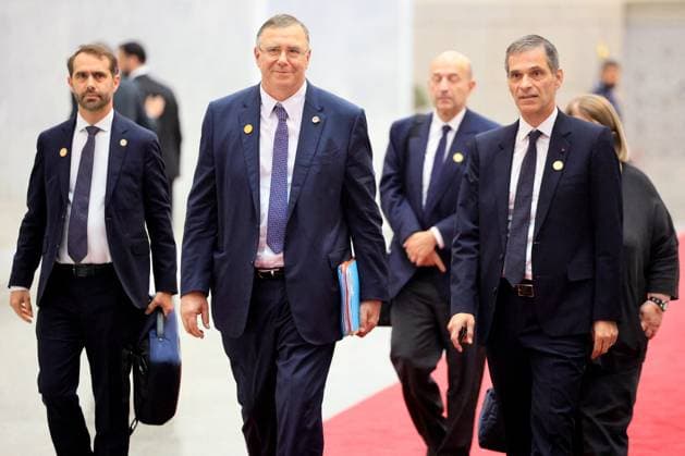 President Macron Visits Syria - Economic Forum Members of France s presidential delegation TotalEnergies CEO and Patrick Pouyanne (C) and CMA CGM Group Chairman and CEO Rodolphe Saade (R) arrive at the Syrian presidential People s Palace ahead of France s President s and Syria s President s meeting in Damascus on July 7, 2026. Syria s President Ahmed al-Sharaa hailed France s constructive role in the transition since the toppling of longtime ruler Bashar al-Assad, as French leader Emmanuel Macron made the first post-conflict visit to Damascus by a Western European leader. Photo by Ludovic Marin Pool ABACAPRESS.COM Damascus Syria  Copyright: xMarinxLudovic Pool ABACAx