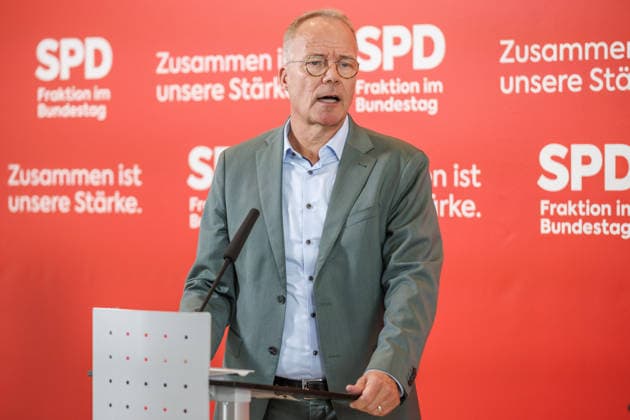 Statement SPD Matthias Miersch SPD Vorsitzender, bei einem Statement SPD am 07.07.26 in Berlin. Berlin Berlin Deutschland Reichstag *** Statement by Matthias Miersch, SPD Chairman, during an SPD press conference on July 7, 2026, in Berlin, Berlin, Berlin, Germany, at the Reichstag