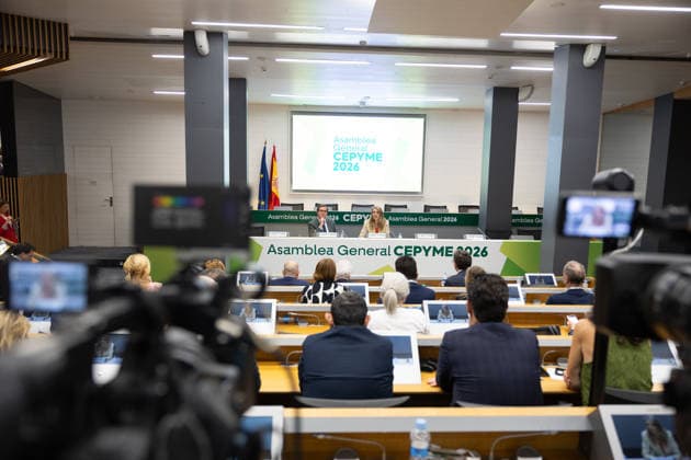 CEPYME General Assembly in Madrid: CEPYME President Ángela de Miguel, and CEOE President Antonio Garamendi, during the General Assembly of the Spanish Confederation of Small and Medium-Sized Enterprises (CEPYME) on July 7, 2026, in Madrid, Spain. This corporate meeting brings together industry leaders to establish strategic priorities in response to fiscal challenges, social dialogue, and the competitiveness of SMEs. JULY 7, 2026 Jesús Hellí Madrid, Spain  Copyright: xJesusxHellinx 7651603